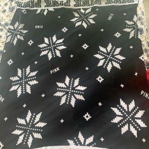 Victoria’s Secret throw